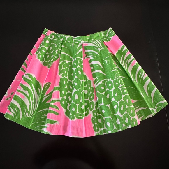 Lilly Pulitzer Parfait Pineapple Crop Skirt Set Size 4. - Picture 6 of 17